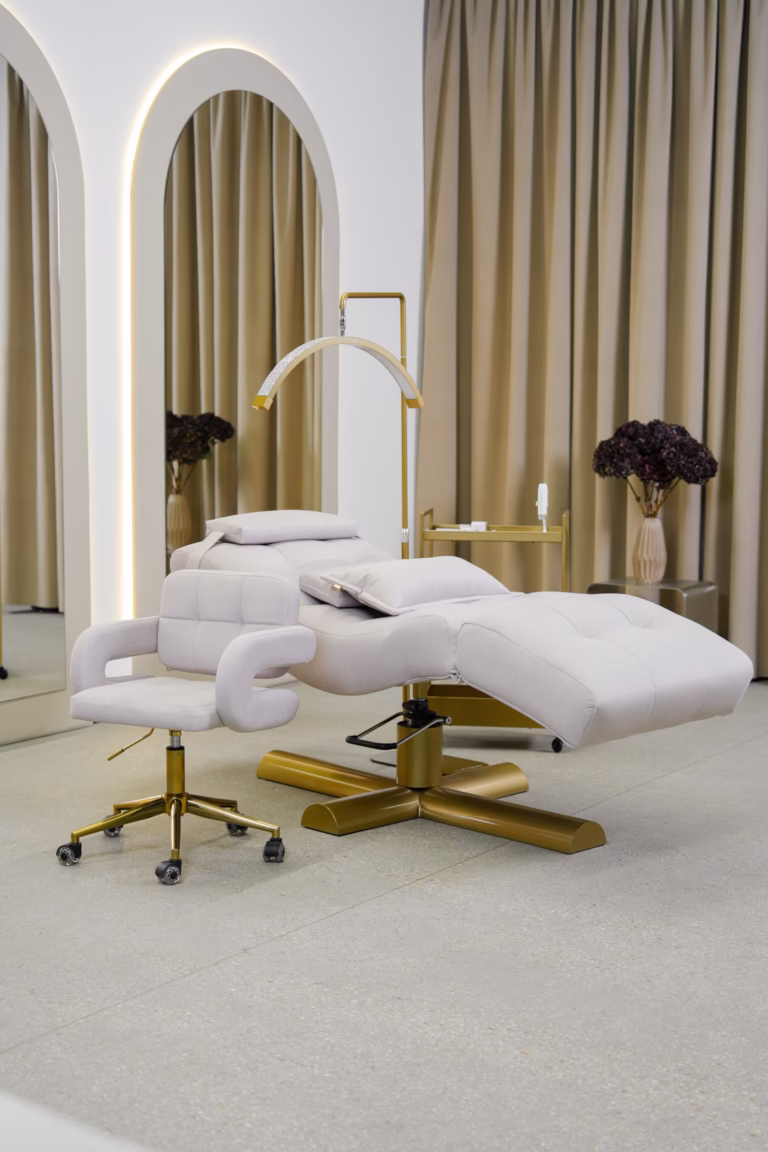 7E3BE596-49C5-4887-8D82-4D067A036496