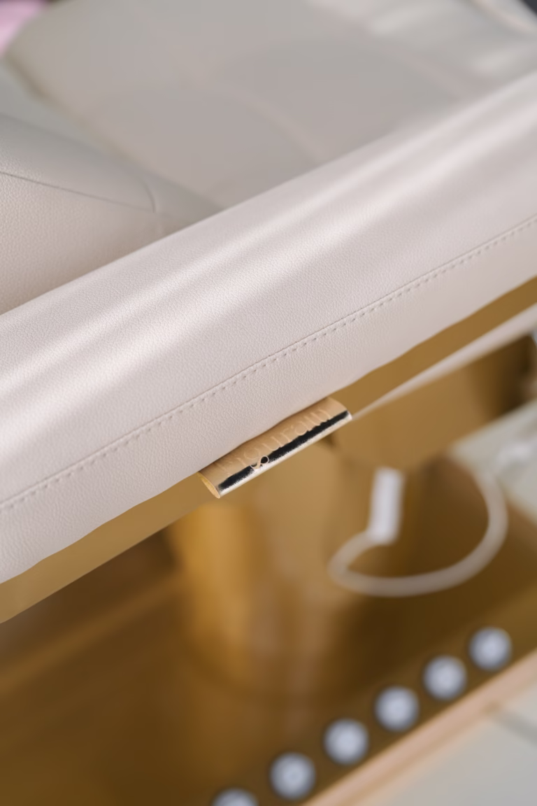 62CBCC19-7767-4E3A-A16B-D5759BB6F069